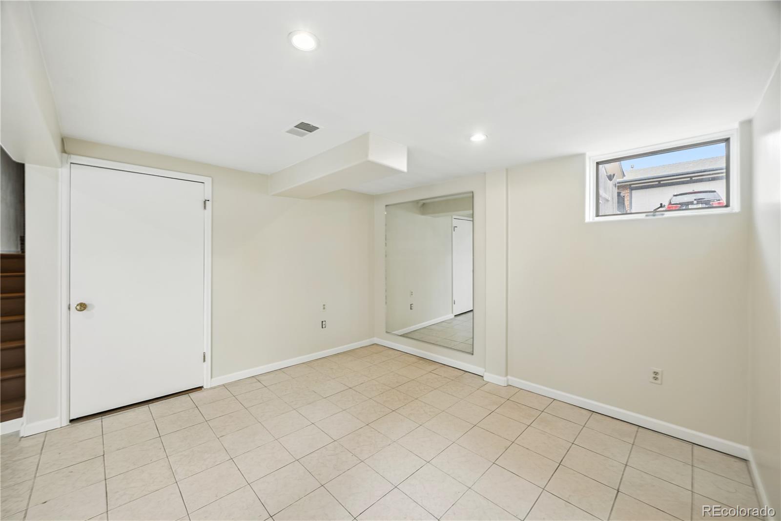 MLS Image #17 for 6406 w 70th avenue,arvada, Colorado