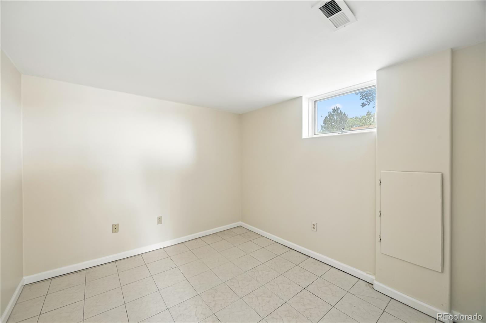 MLS Image #18 for 6406 w 70th avenue,arvada, Colorado
