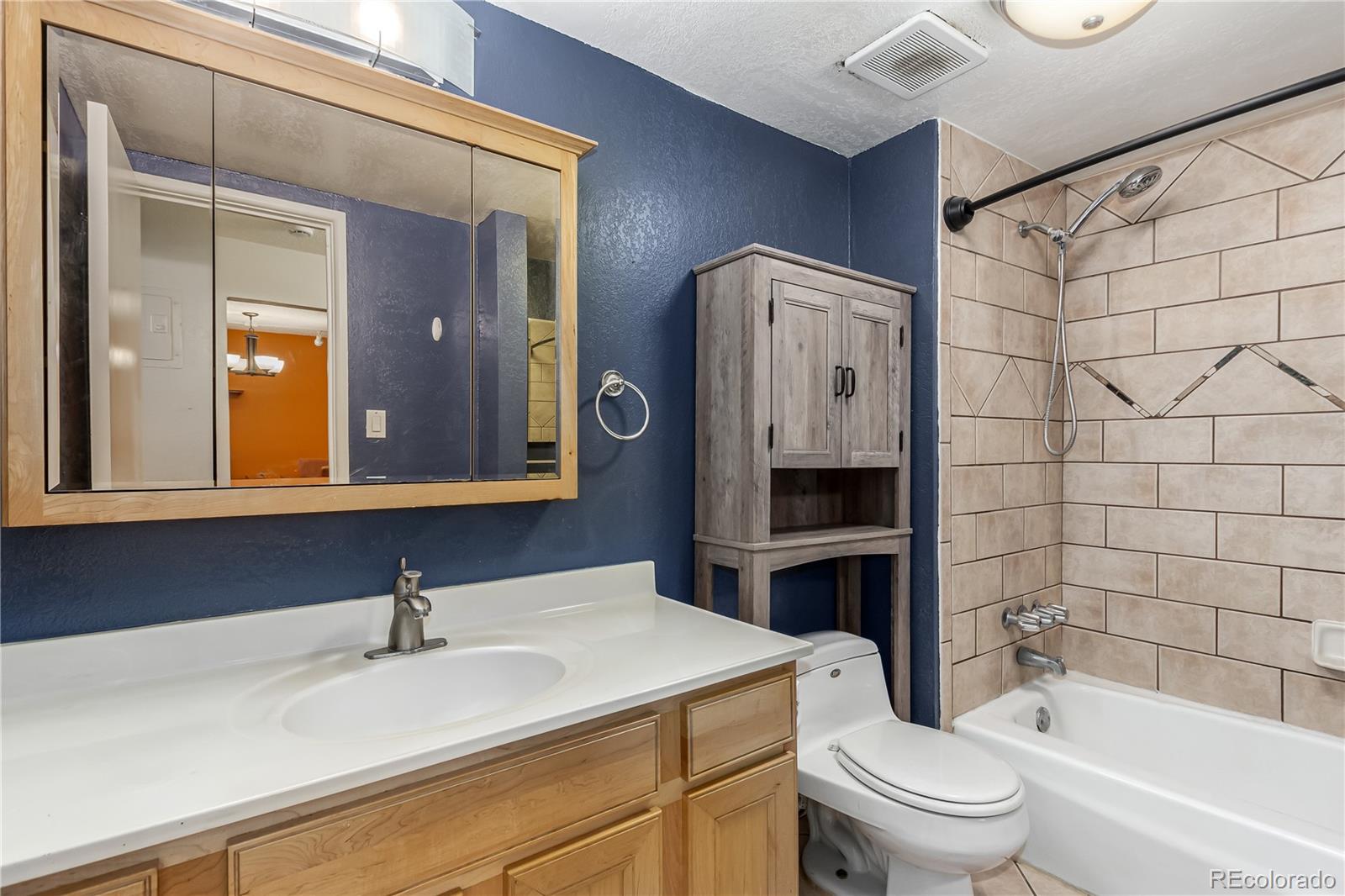 MLS Image #11 for 1021  carr street,lakewood, Colorado