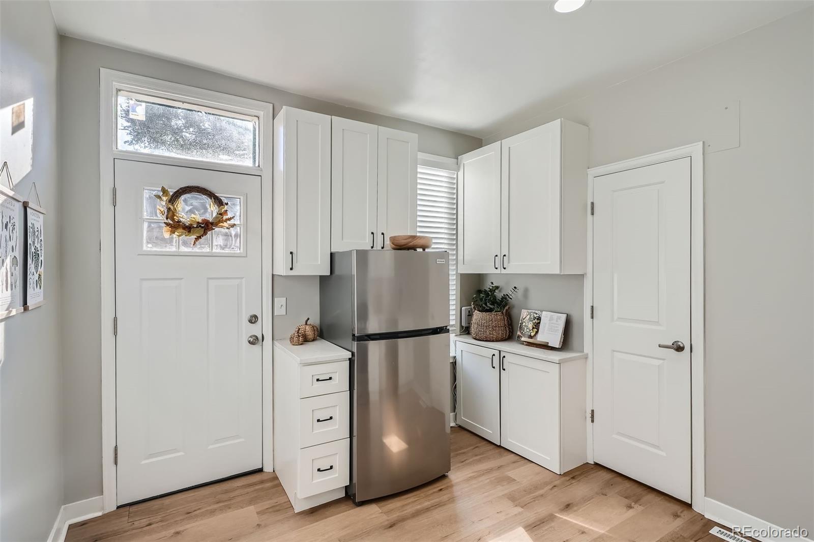 MLS Image #4 for 868  mariposa street,denver, Colorado