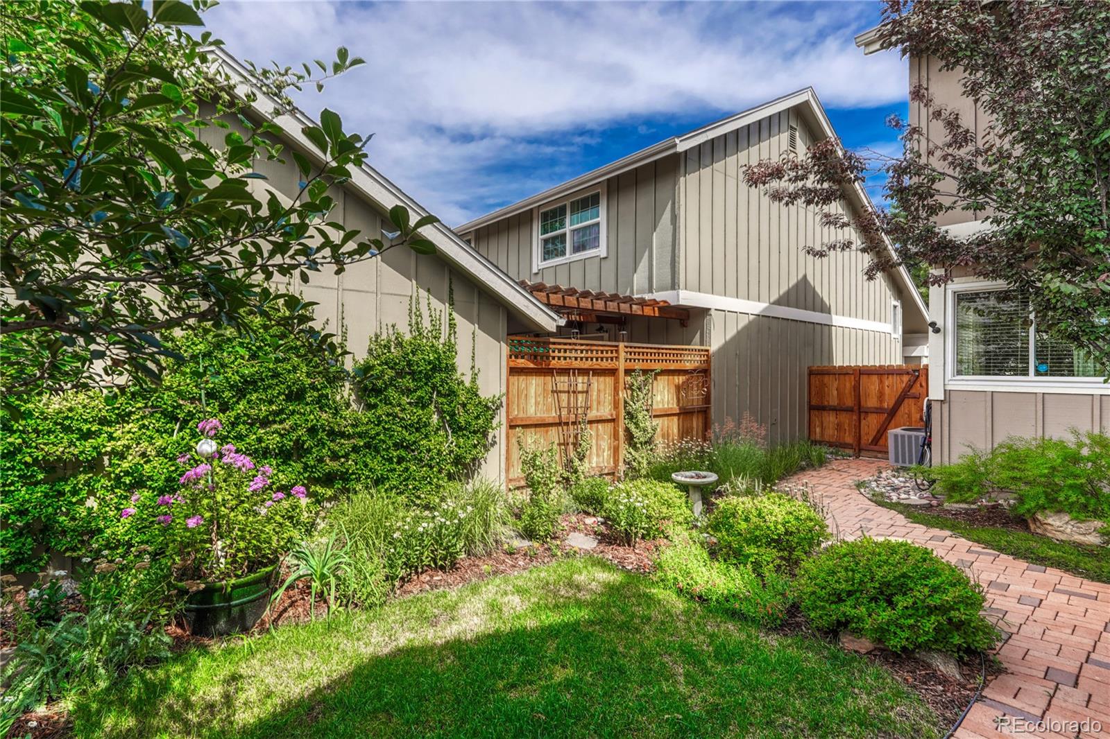 MLS Image #16 for 7525 s rosemary circle,centennial, Colorado