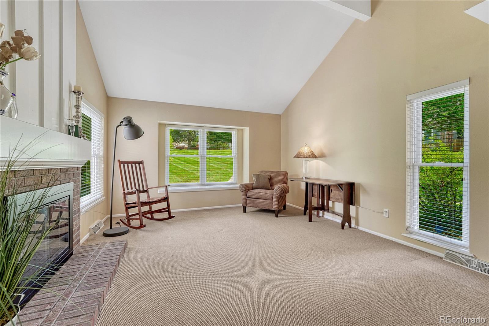MLS Image #5 for 7525 s rosemary circle,centennial, Colorado