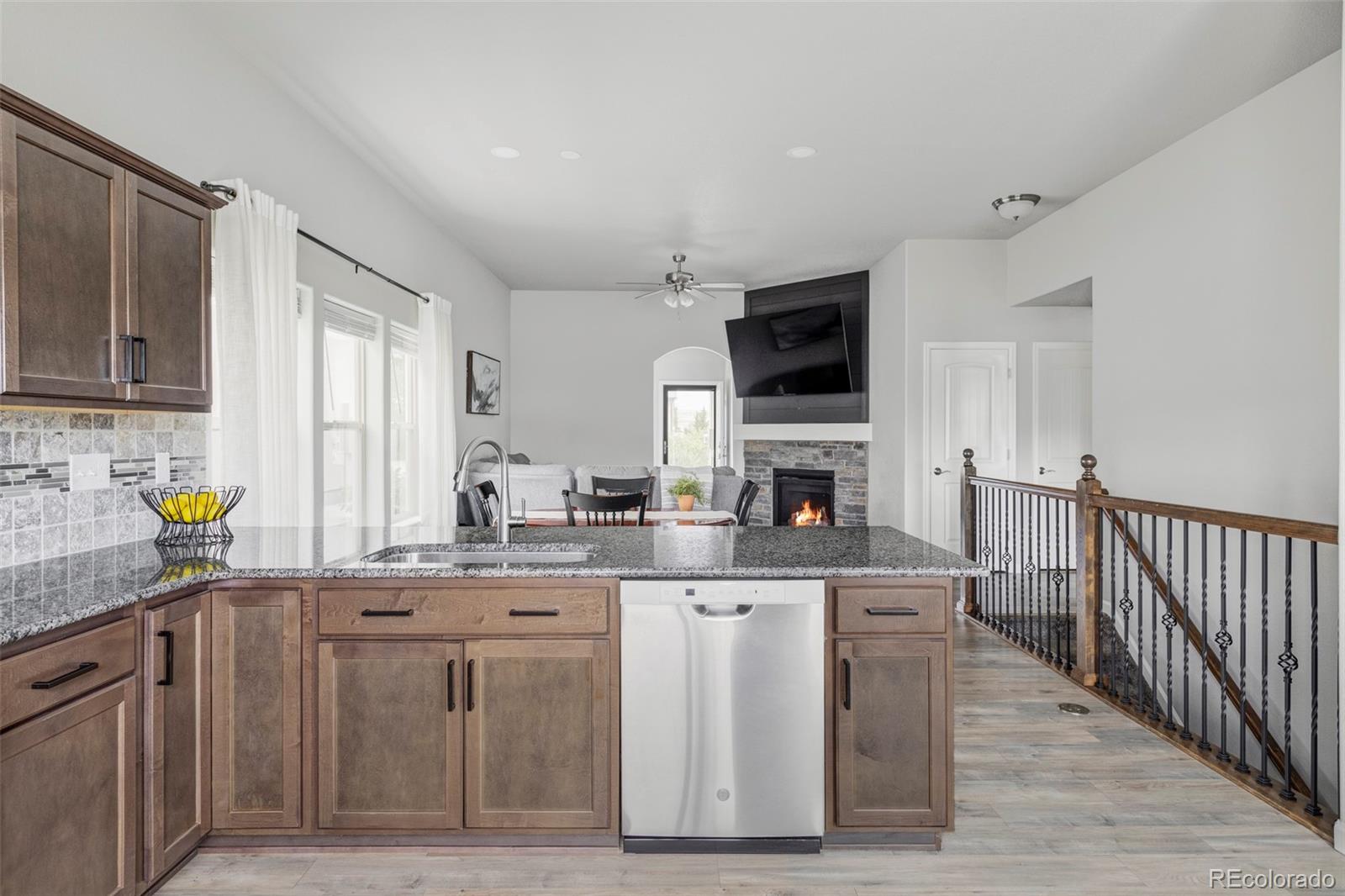 MLS Image #10 for 4456  hessite loop,colorado springs, Colorado