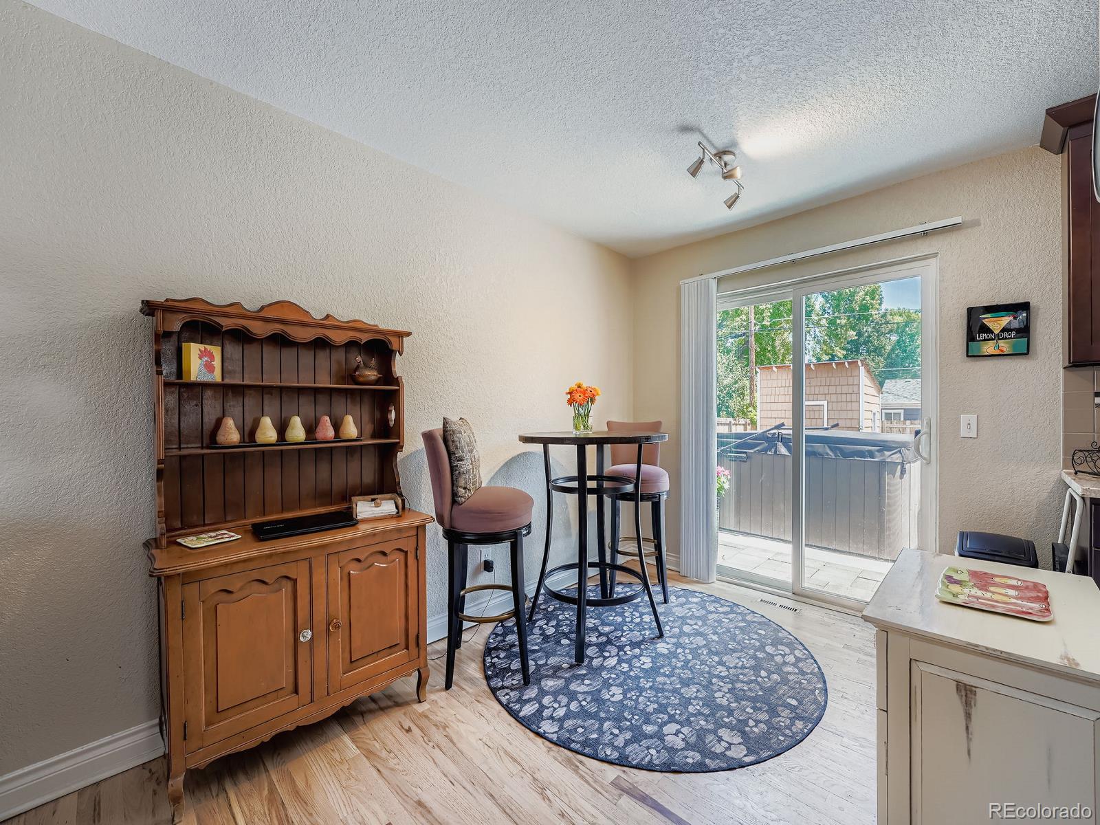 MLS Image #5 for 3040 s elm street,denver, Colorado