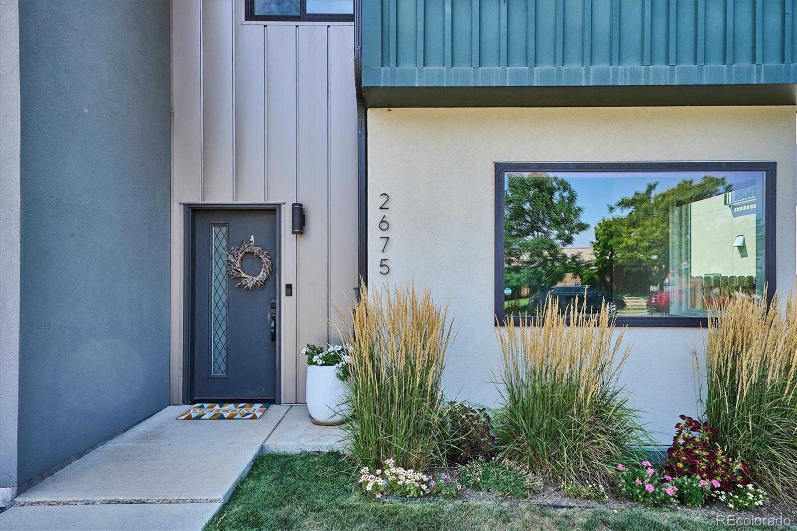 MLS Image #2 for 2675 s acoma street,denver, Colorado