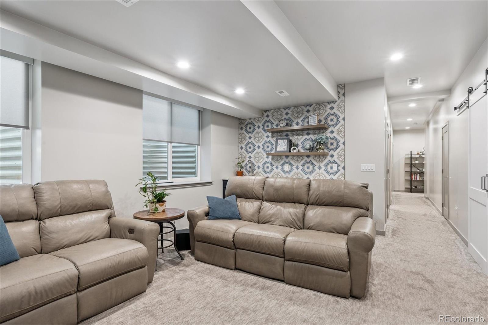 MLS Image #38 for 2675 s acoma street,denver, Colorado