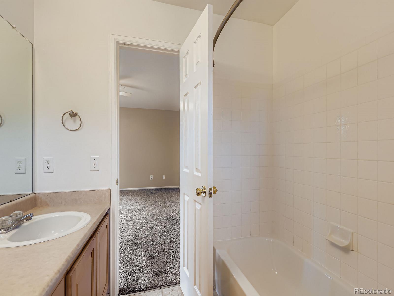 MLS Image #14 for 5337 s killarney street,centennial, Colorado