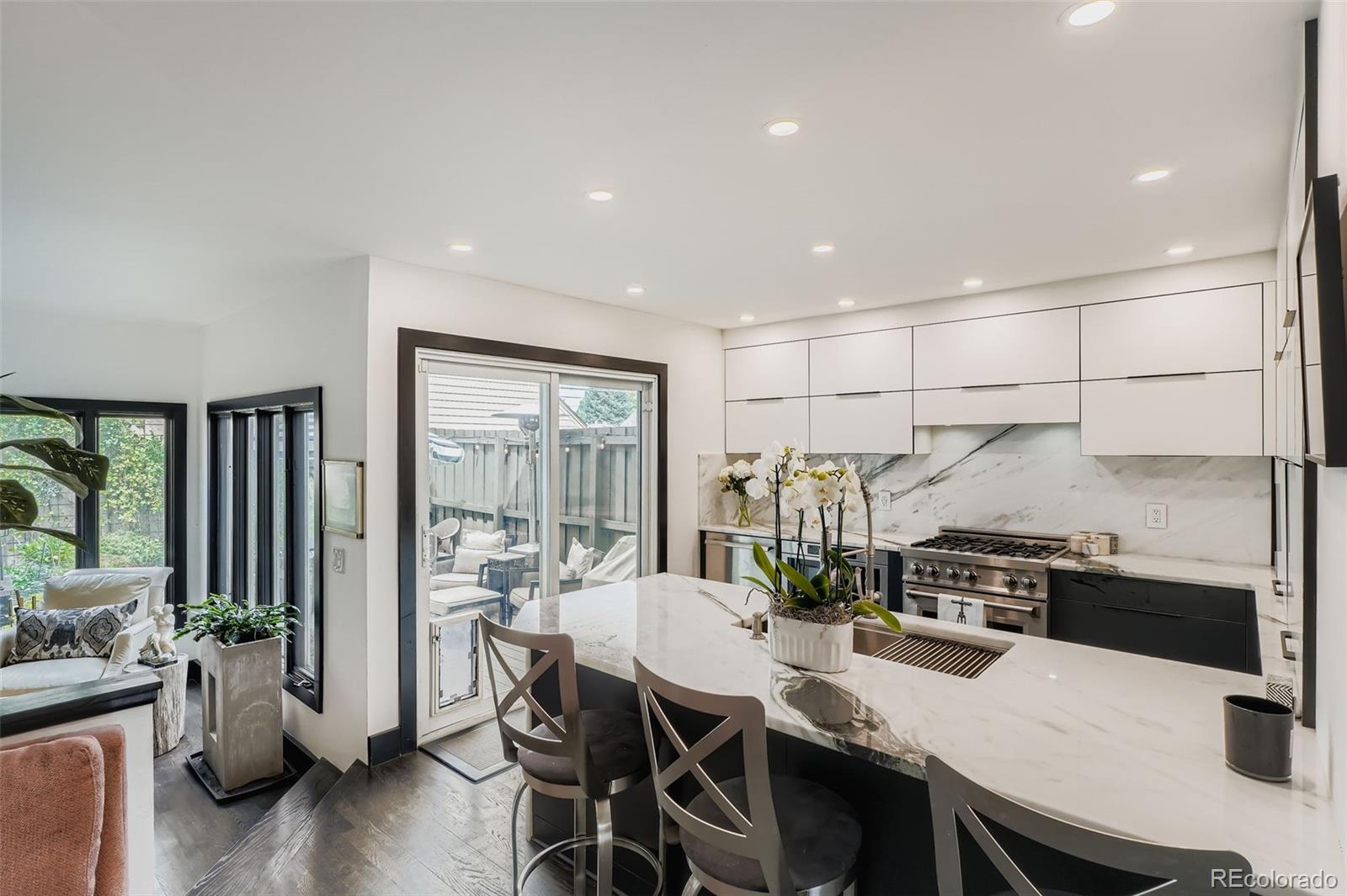 MLS Image #10 for 287 s holly street,denver, Colorado