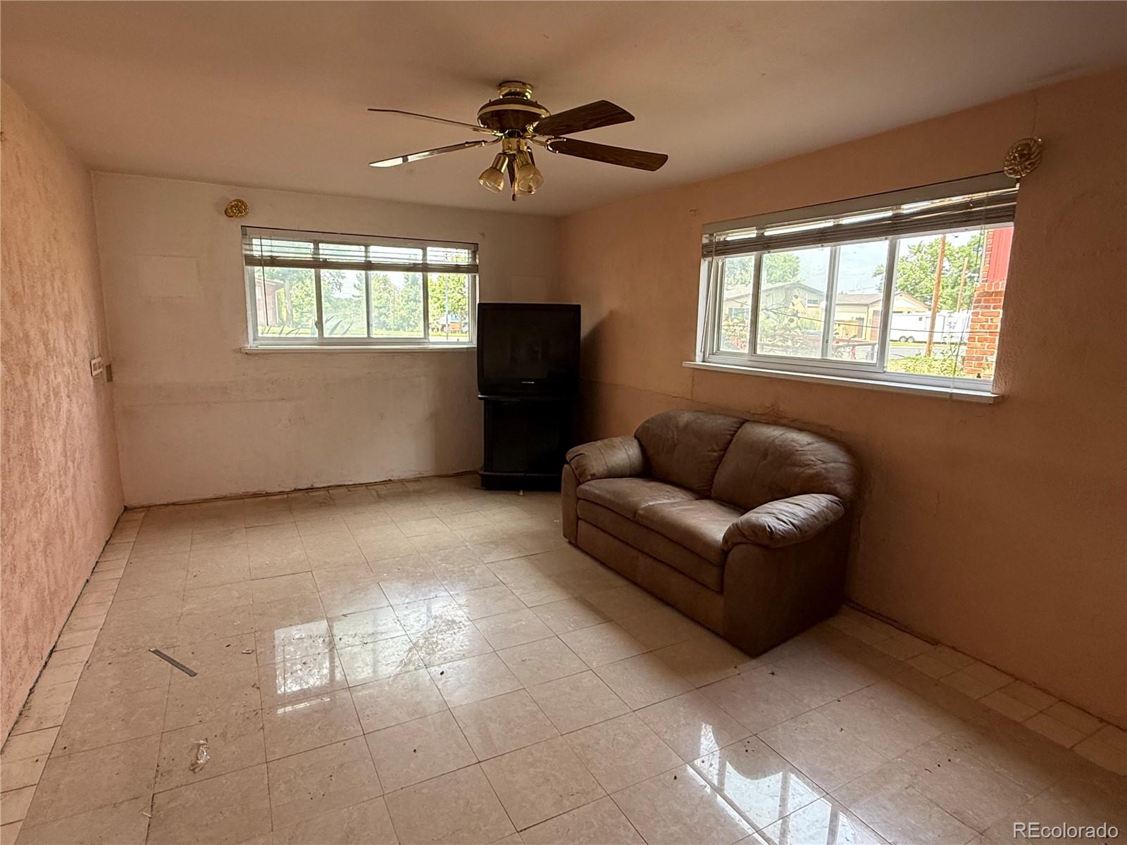 MLS Image #16 for 820  explorador calle ,denver, Colorado
