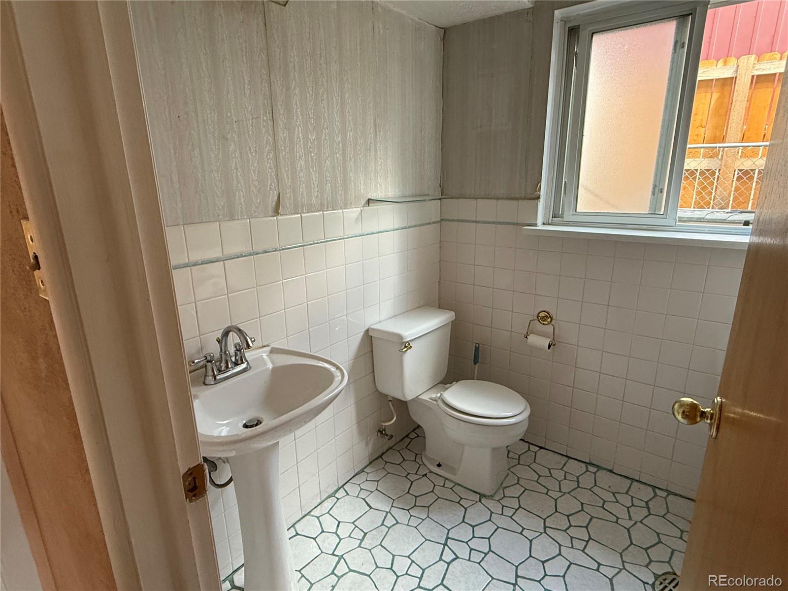 MLS Image #18 for 820  explorador calle ,denver, Colorado