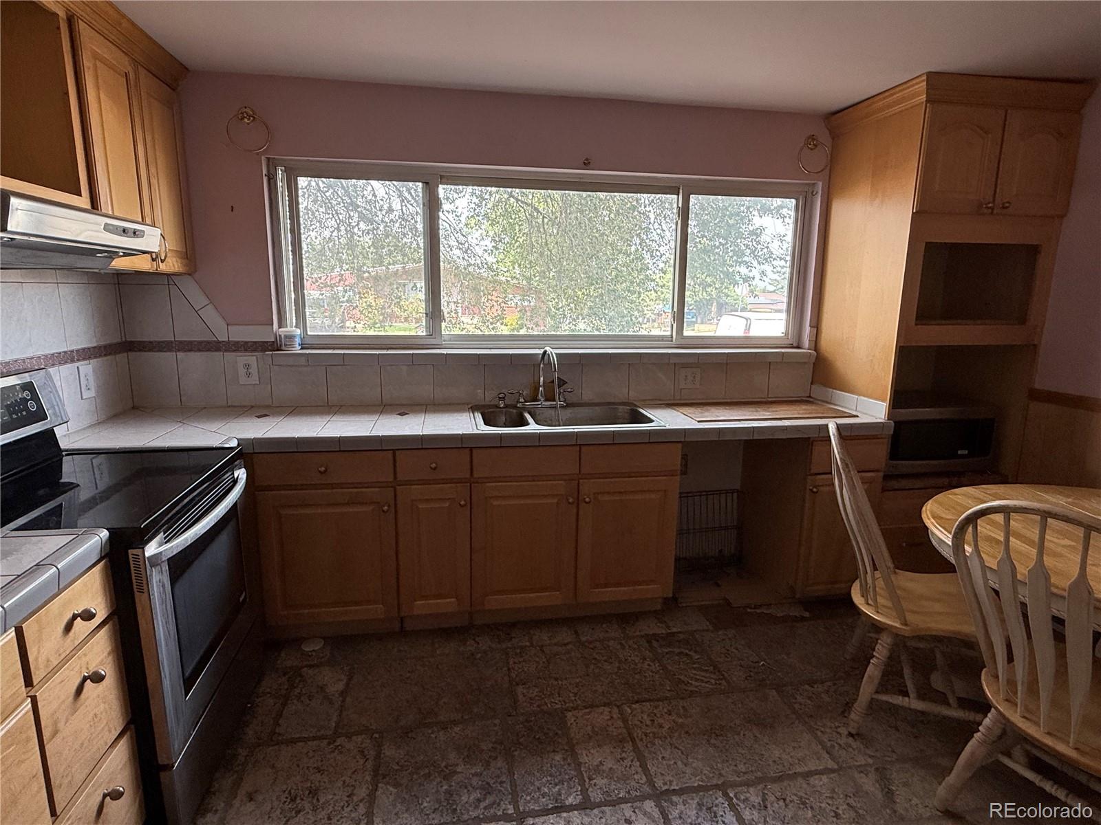 MLS Image #8 for 820  explorador calle ,denver, Colorado