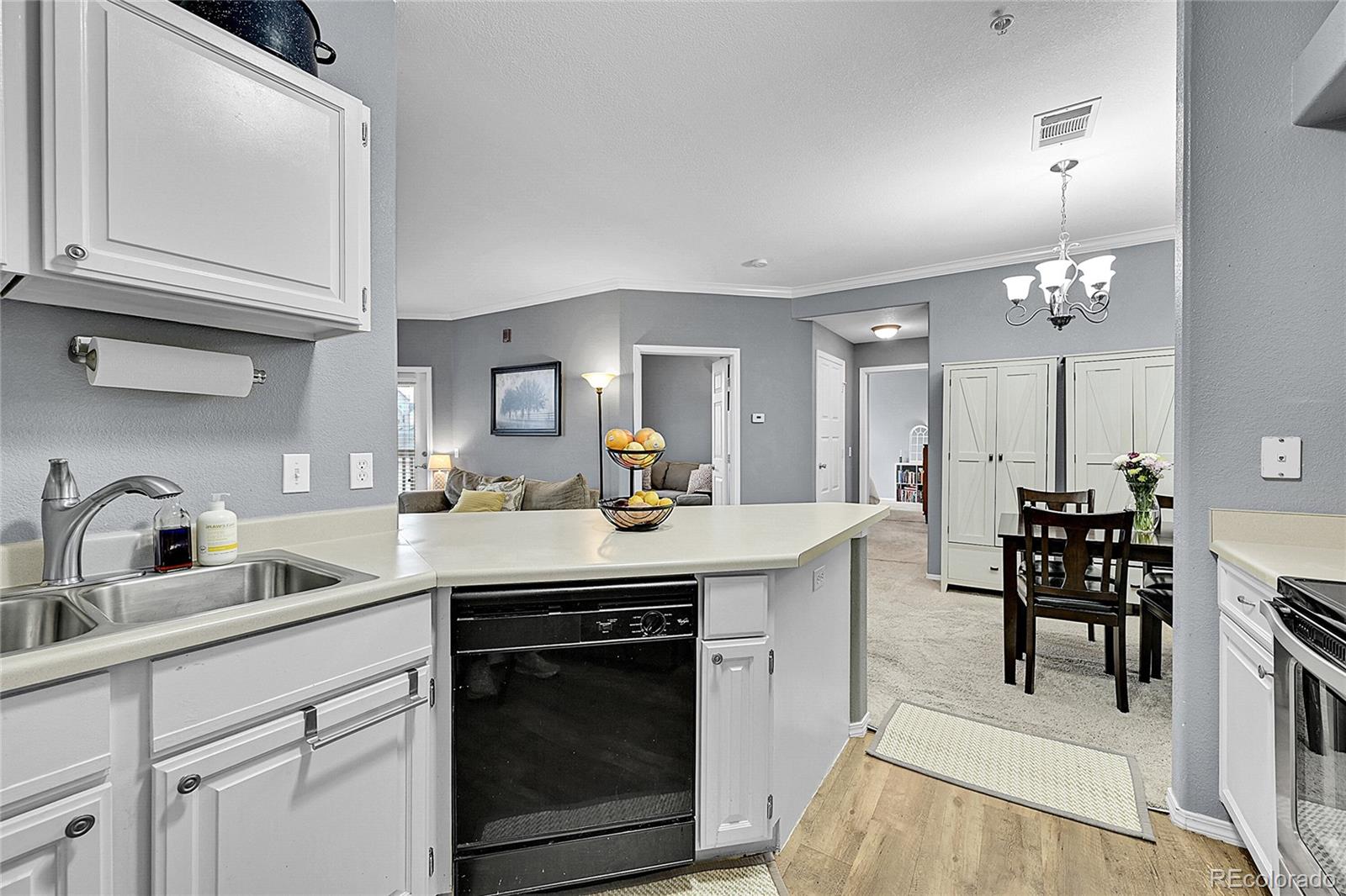 MLS Image #14 for 18909 e warren circle,aurora, Colorado