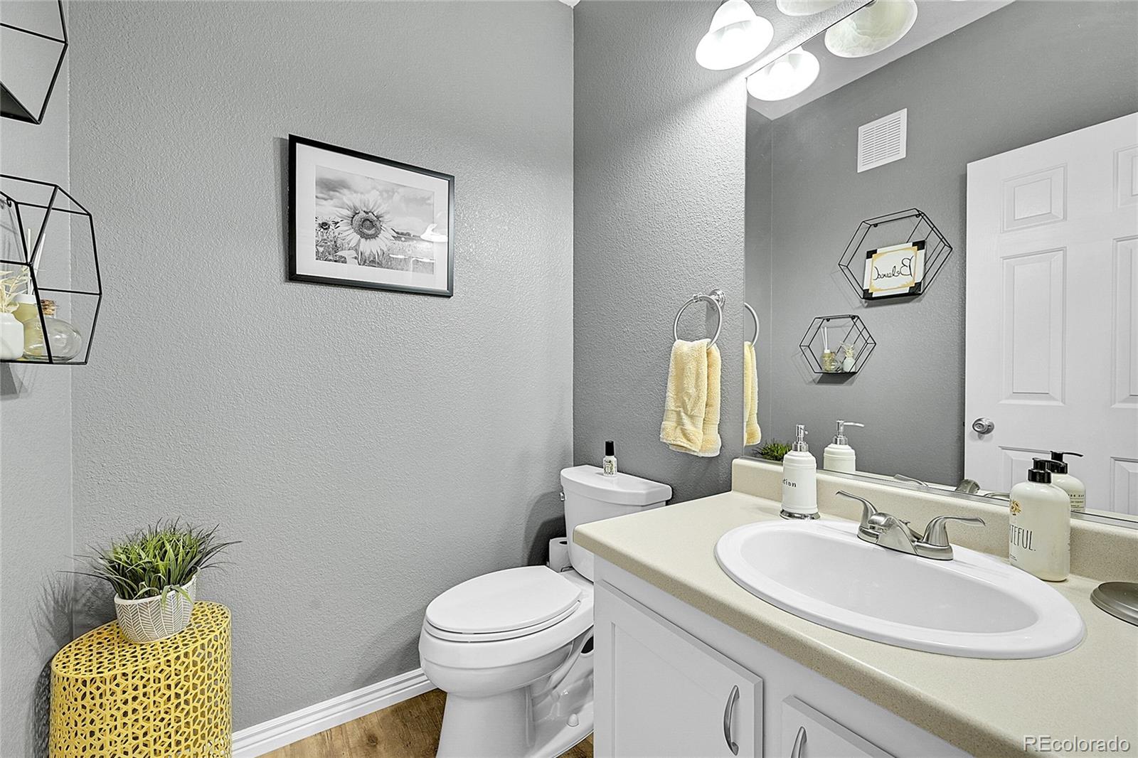 MLS Image #18 for 18909 e warren circle,aurora, Colorado