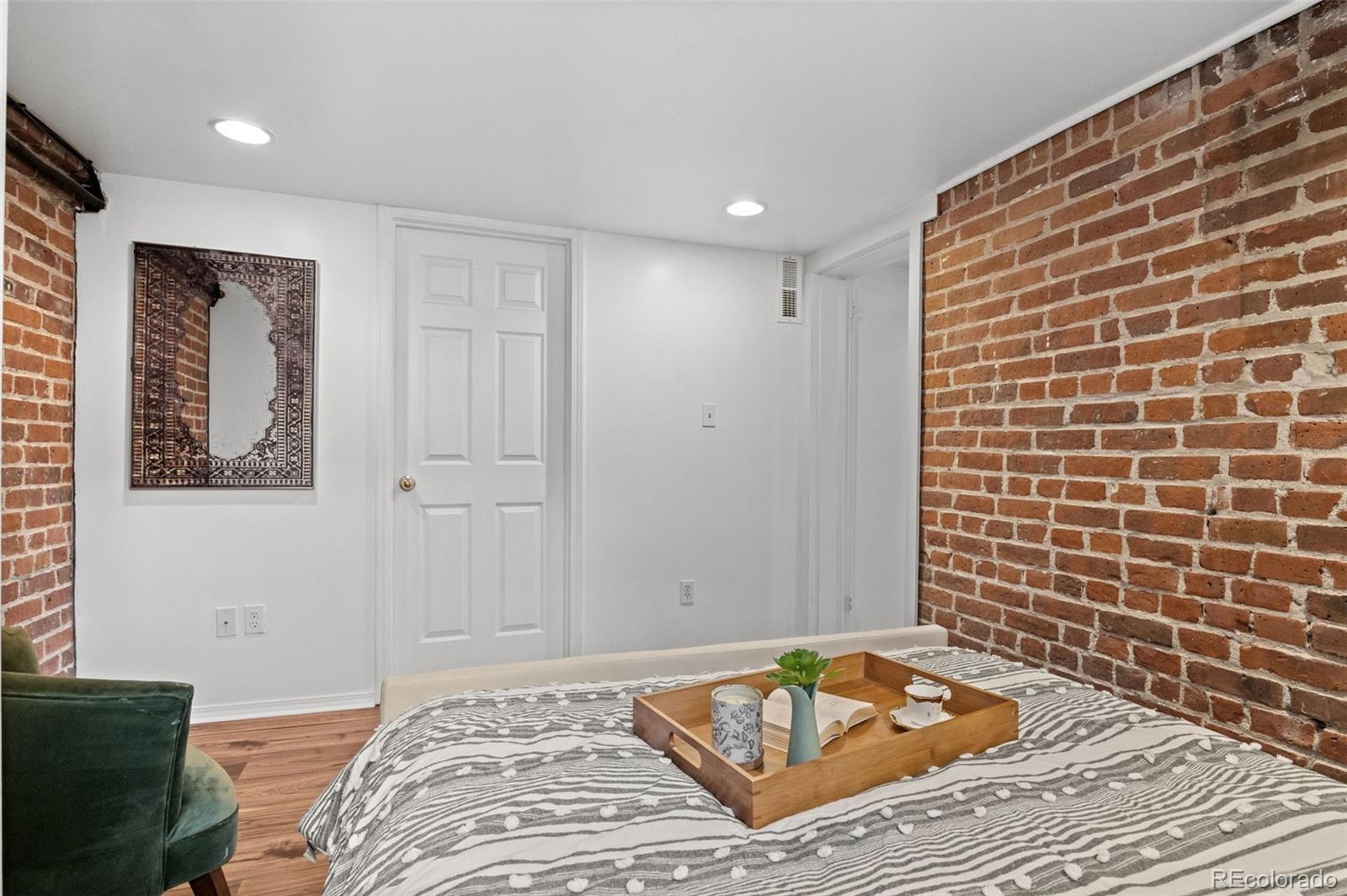 MLS Image #14 for 2132 e 26th avenue,denver, Colorado