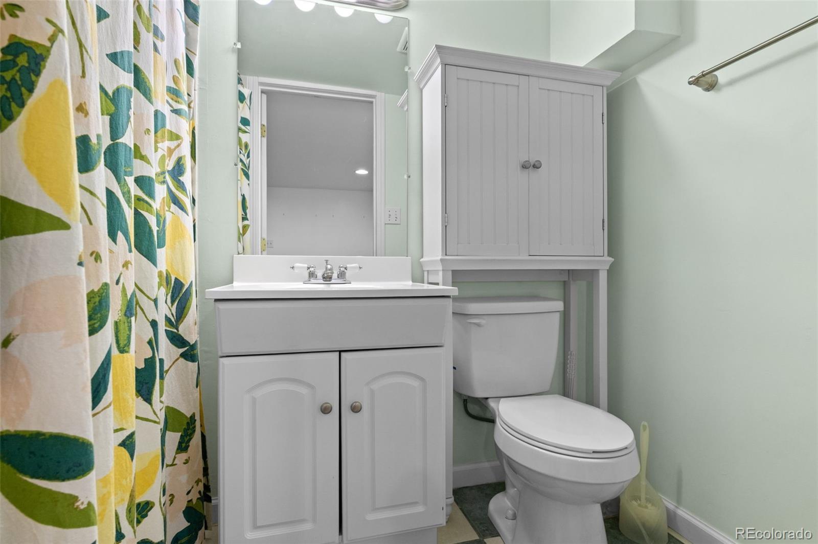 MLS Image #15 for 2132 e 26th avenue,denver, Colorado