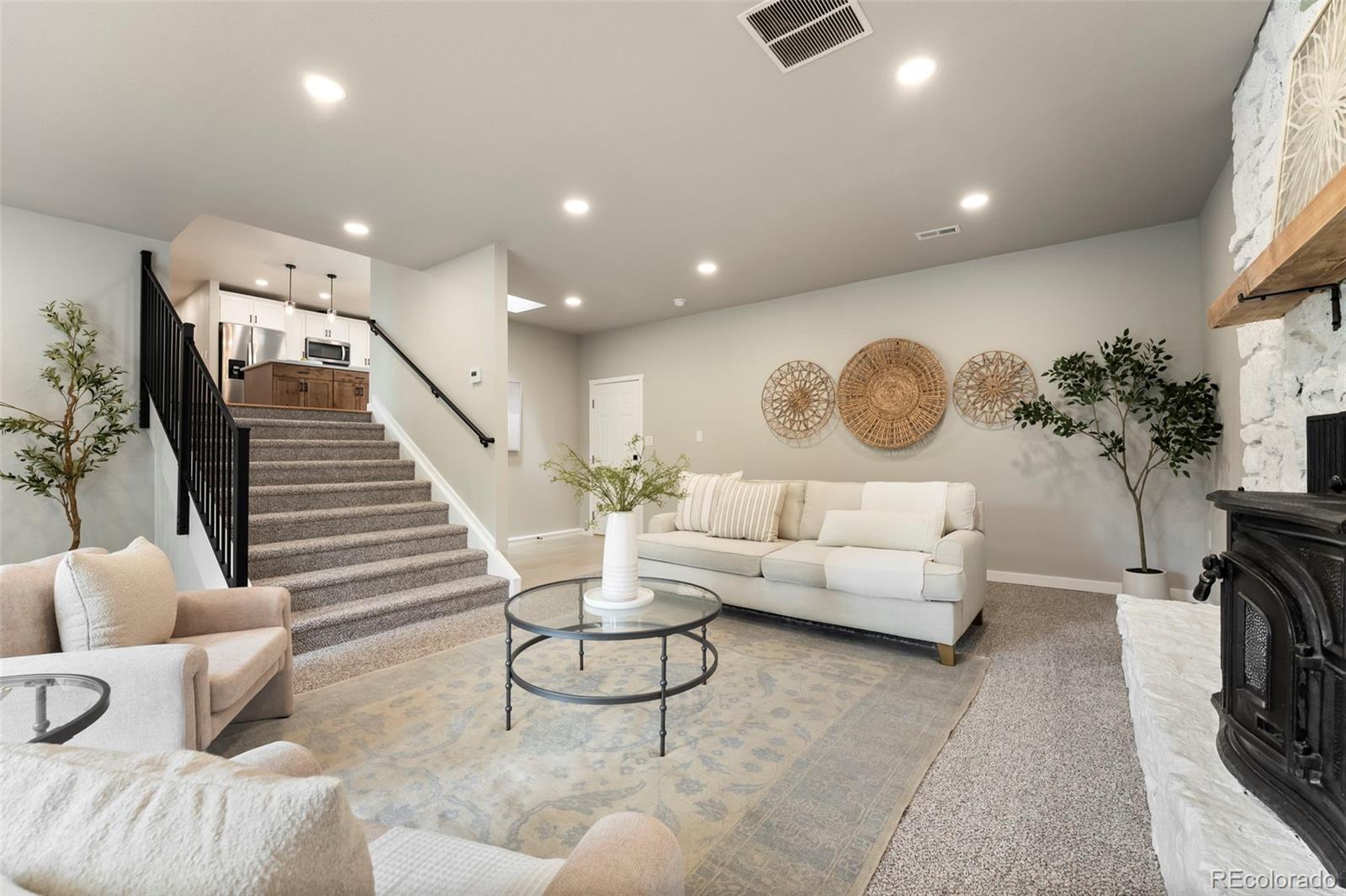 MLS Image #12 for 814  cardinal street,colorado springs, Colorado