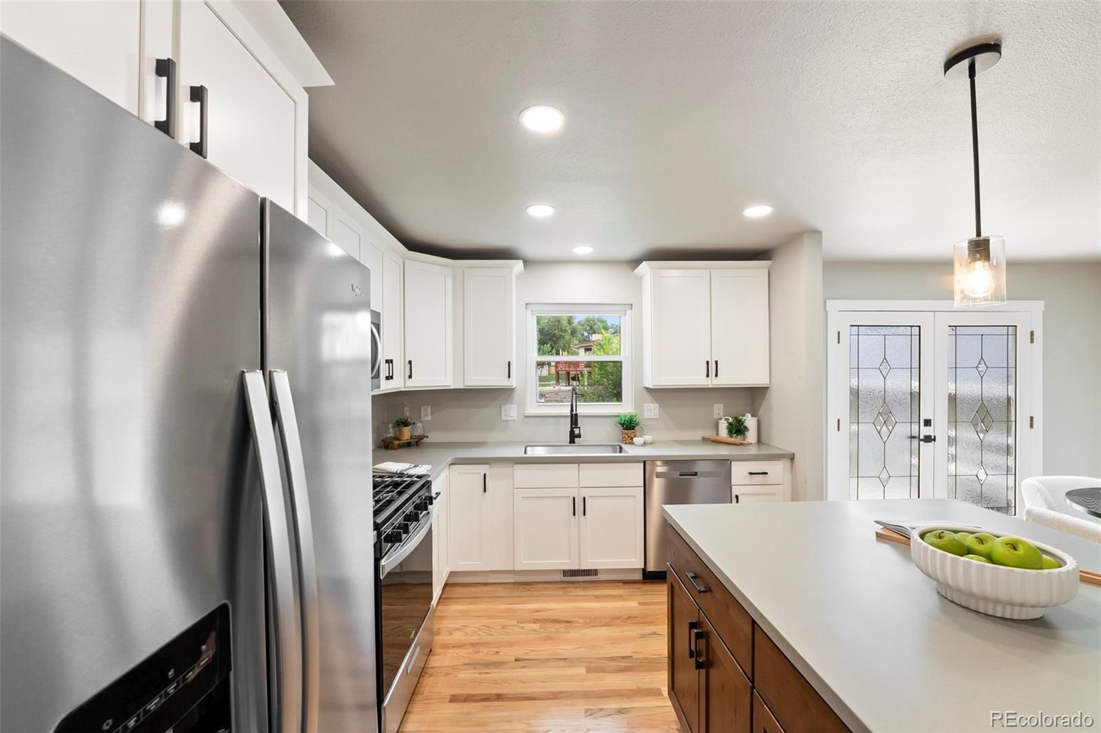 MLS Image #6 for 814  cardinal street,colorado springs, Colorado