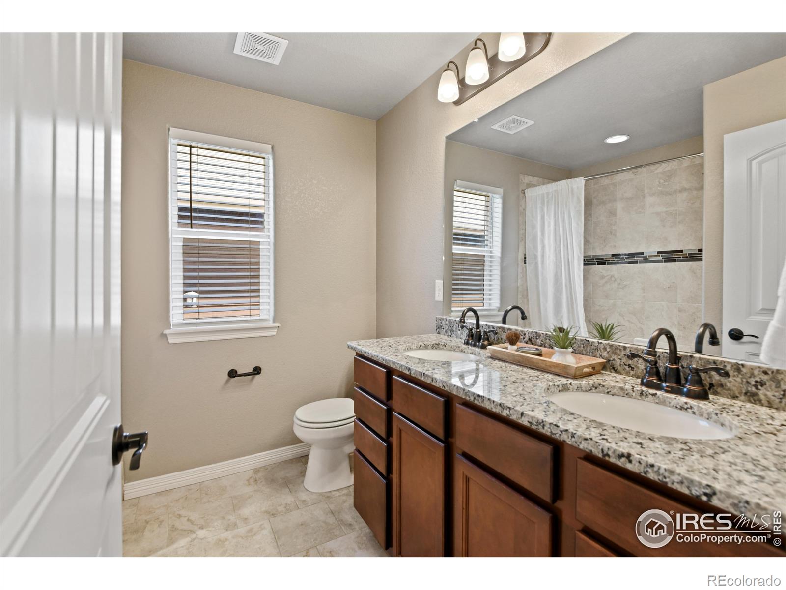 MLS Image #13 for 445  ellie way,berthoud, Colorado