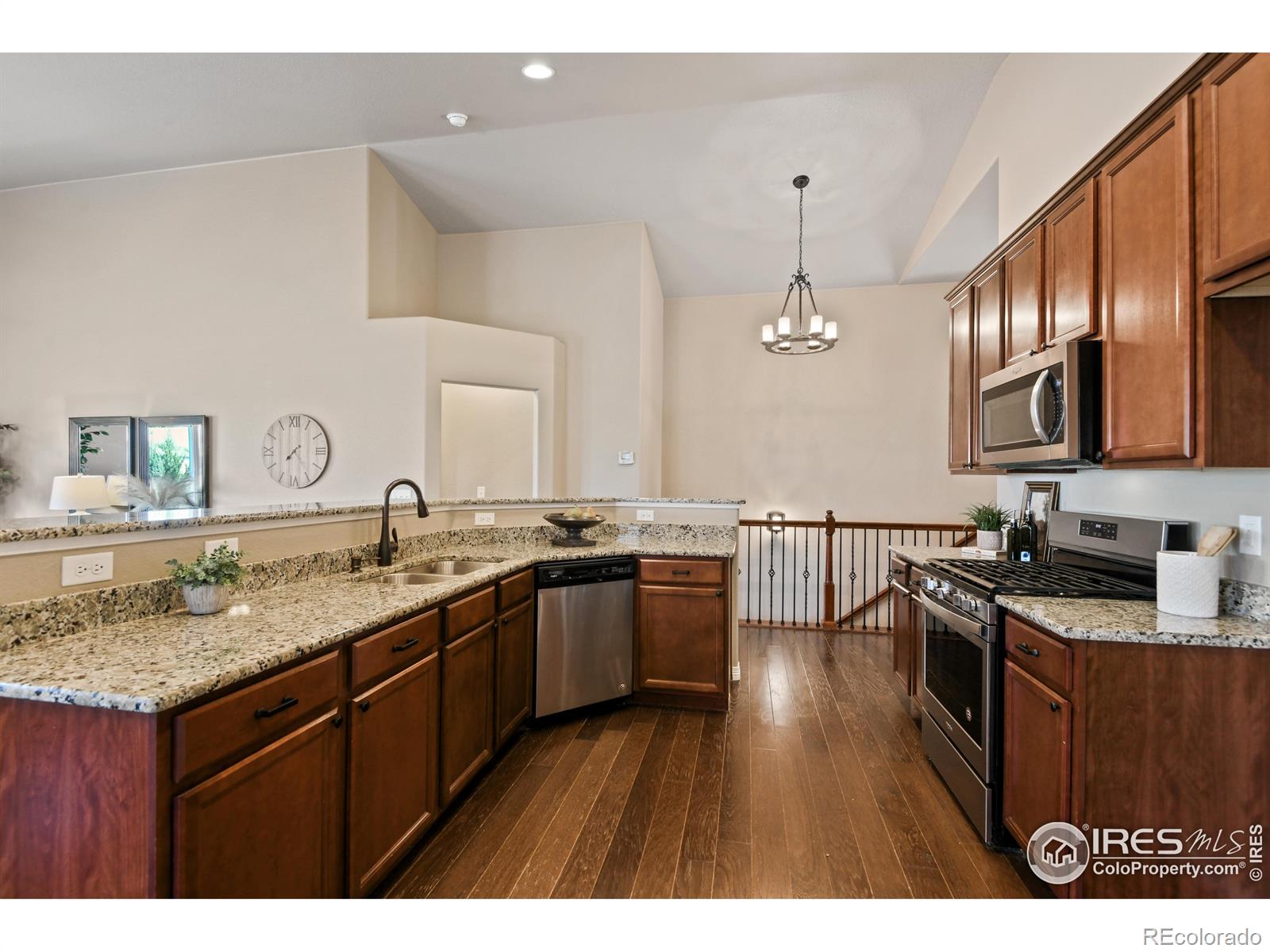 MLS Image #7 for 445  ellie way,berthoud, Colorado