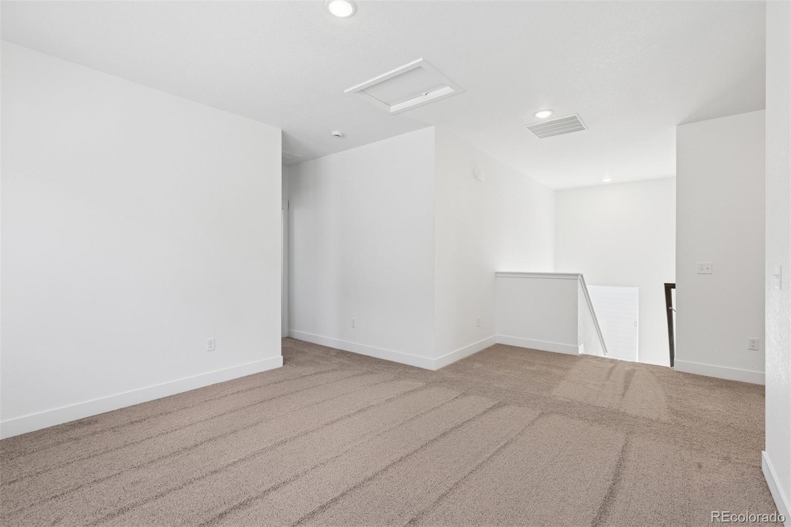 MLS Image #22 for 21065 e 61st drive,aurora, Colorado