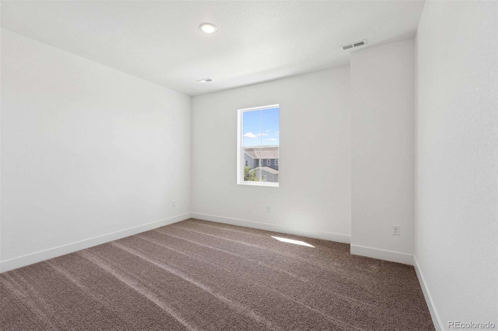 MLS Image #25 for 21065 e 61st drive,aurora, Colorado