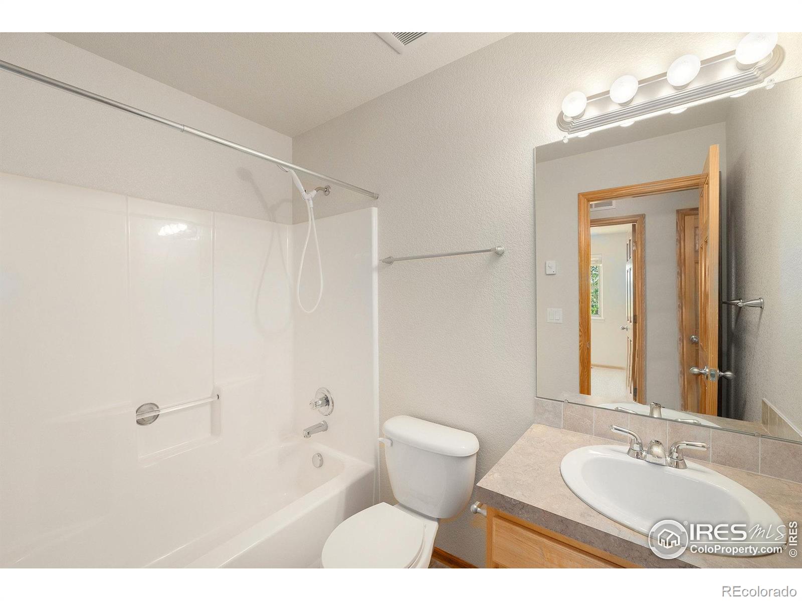 MLS Image #16 for 3872  higgins street,loveland, Colorado