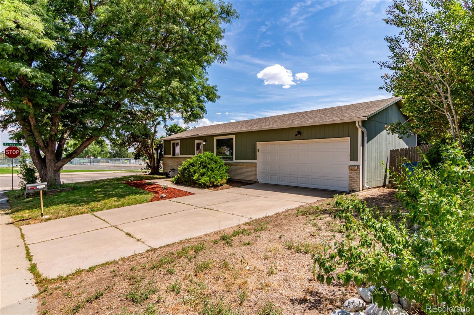 MLS Image #2 for 16096 e columbia place,aurora, Colorado
