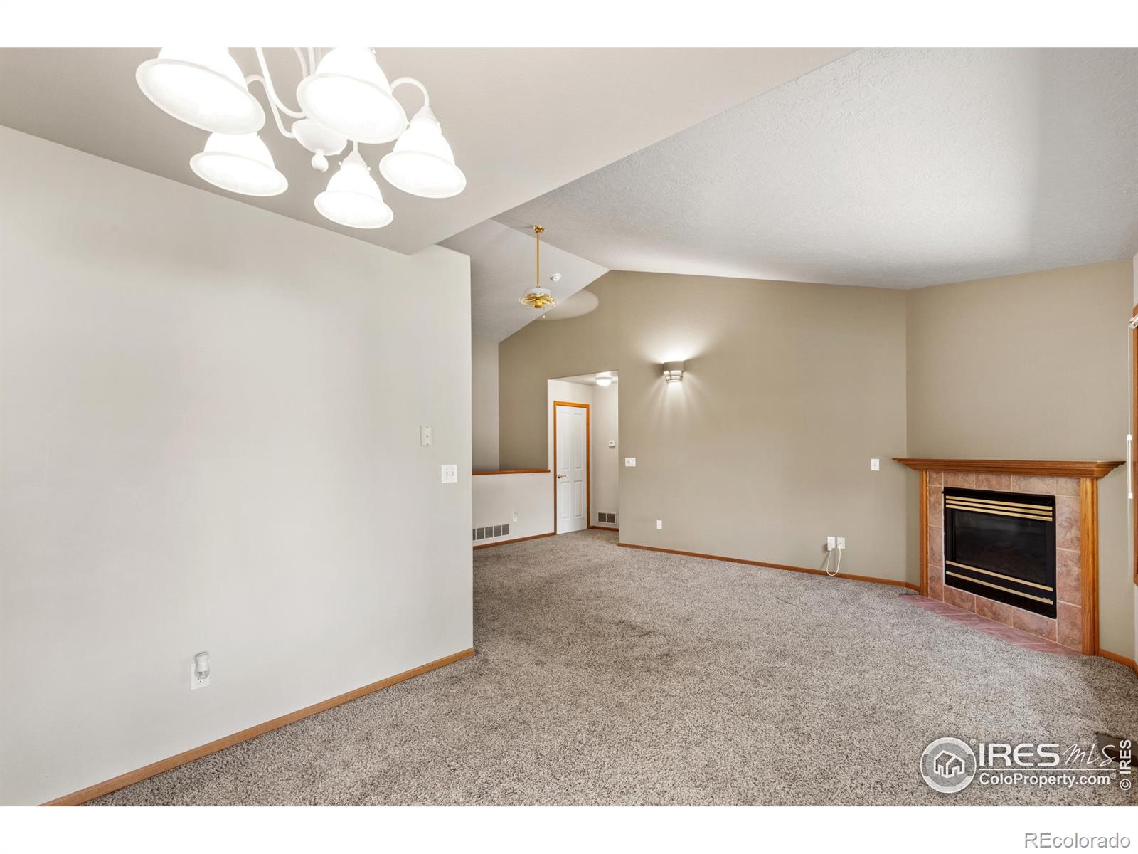 MLS Image #14 for 4479 w 17th street,greeley, Colorado