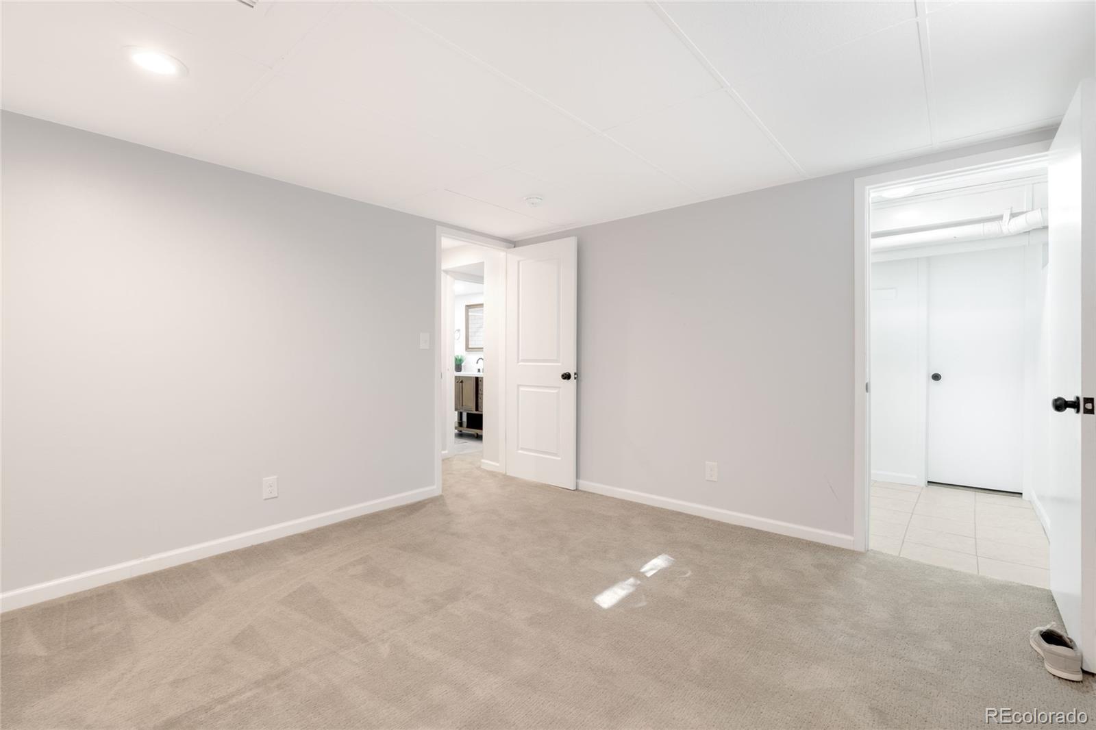 MLS Image #33 for 7127 e wyoming place,denver, Colorado