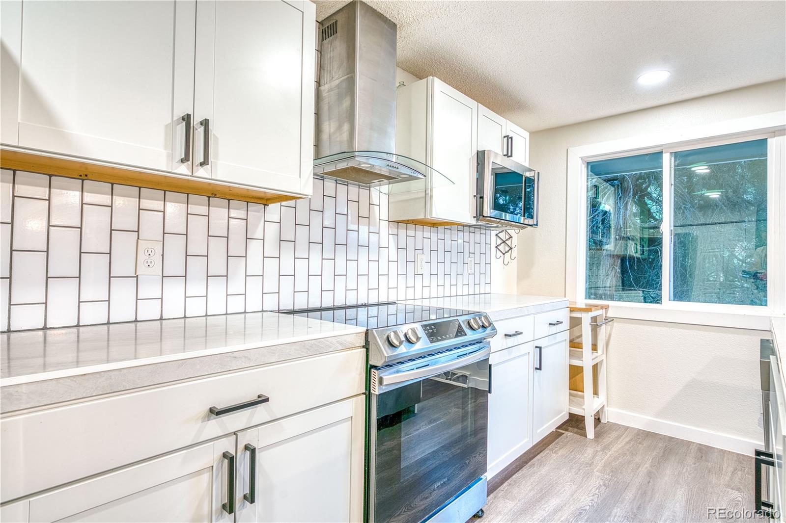 MLS Image #4 for 7127 e wyoming place,denver, Colorado