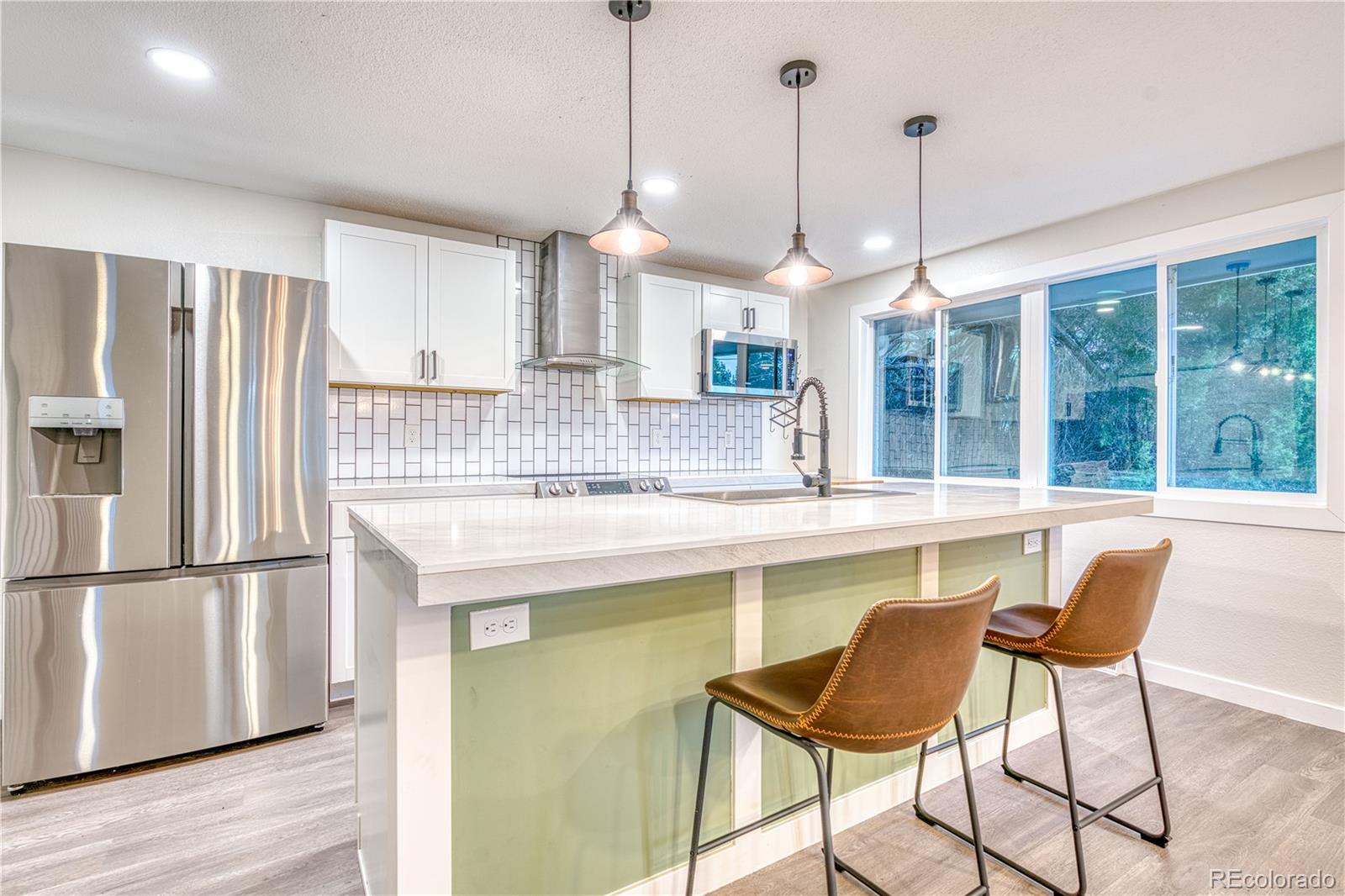 MLS Image #5 for 7127 e wyoming place,denver, Colorado