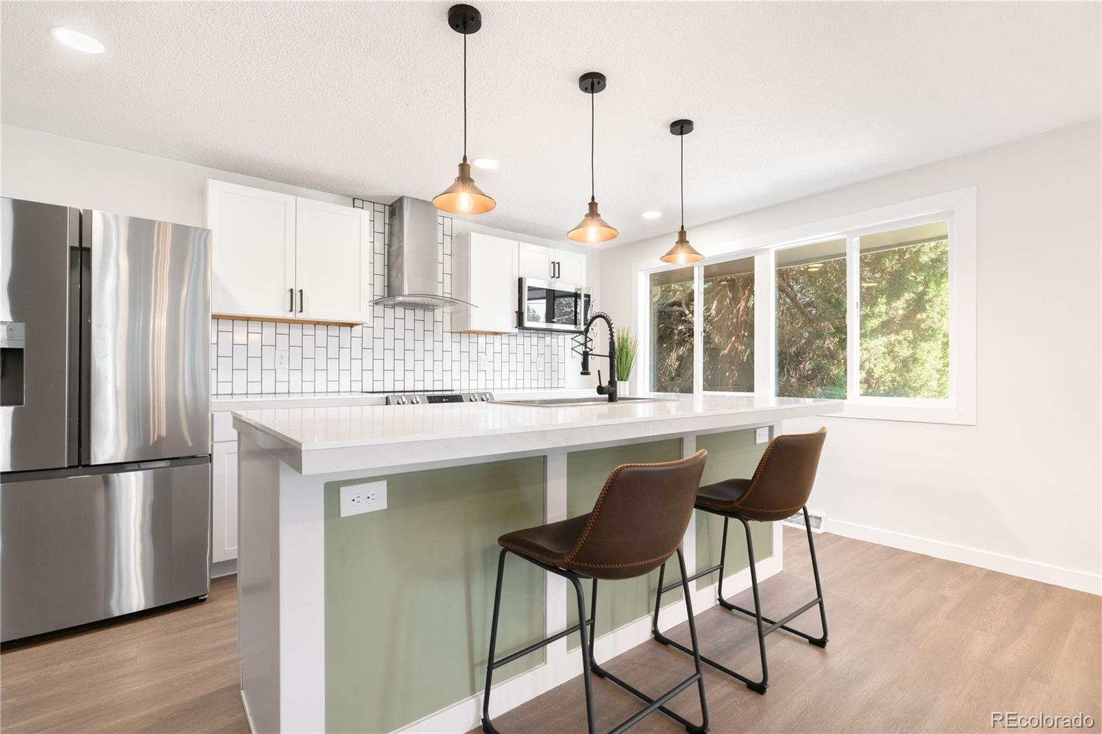 MLS Image #9 for 7127 e wyoming place,denver, Colorado