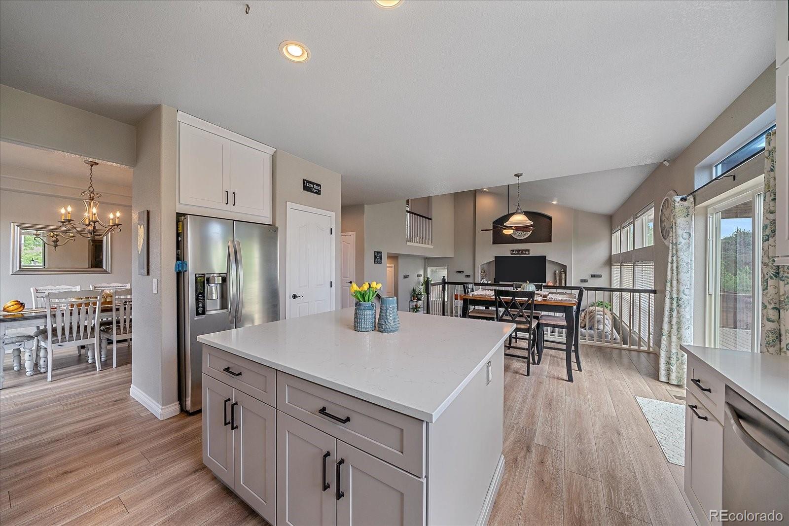 MLS Image #4 for 832  tarpan place,castle rock, Colorado