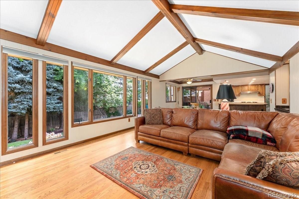 MLS Image #11 for 6180 s jamaica court,englewood, Colorado