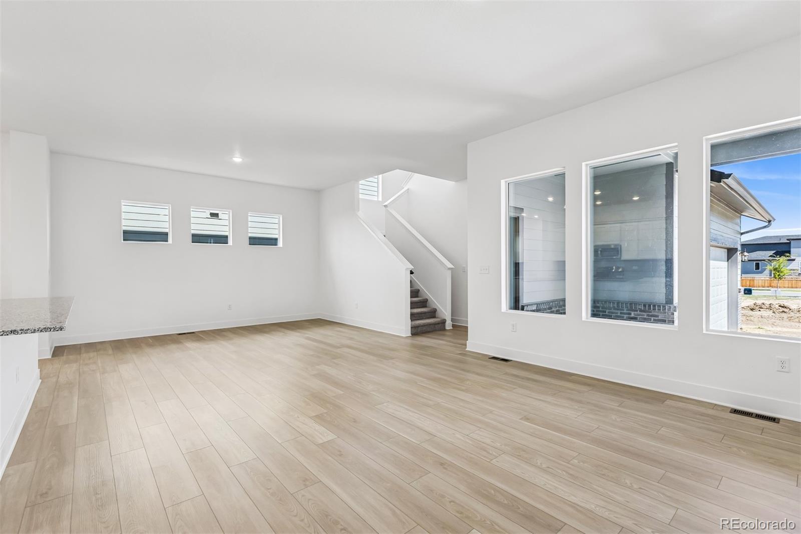 MLS Image #21 for 21045 e 61st drive,aurora, Colorado