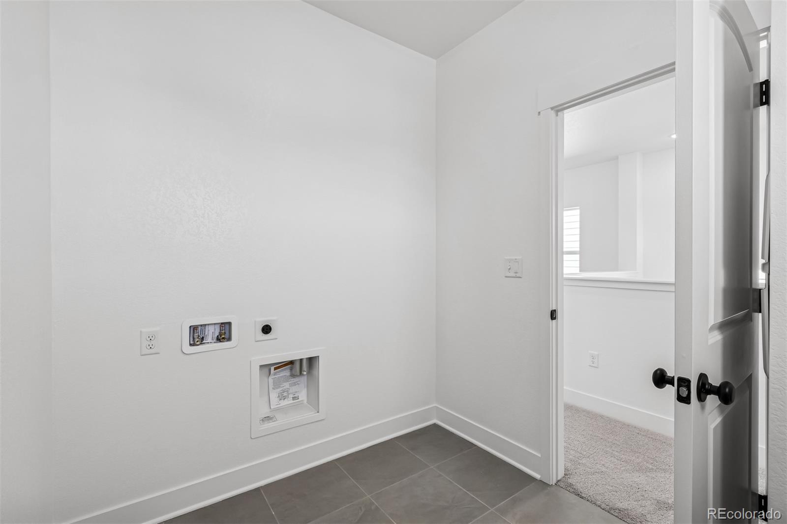 MLS Image #24 for 21045 e 61st drive,aurora, Colorado