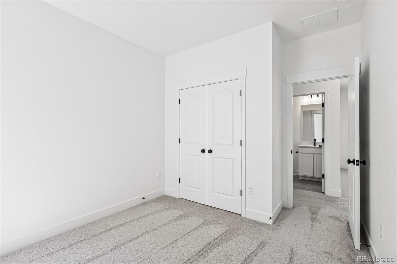 MLS Image #27 for 21045 e 61st drive,aurora, Colorado