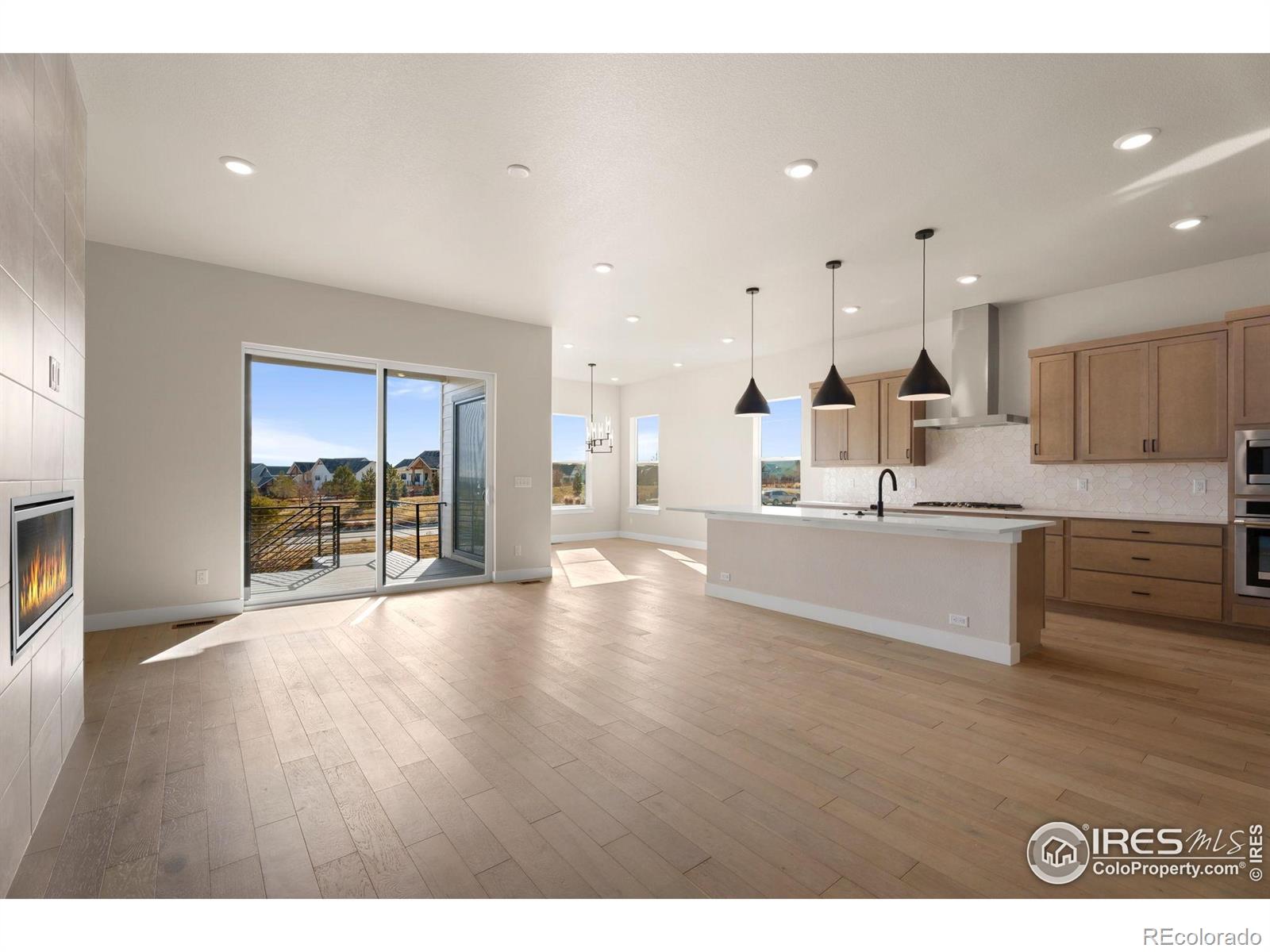 MLS Image #3 for 1585  winter glow drive,windsor, Colorado