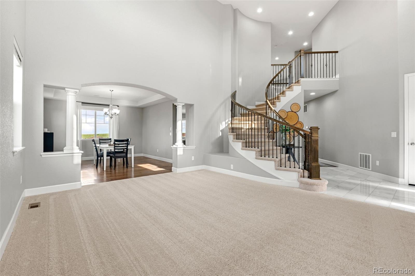 MLS Image #5 for 7606 s valleyhead court,aurora, Colorado
