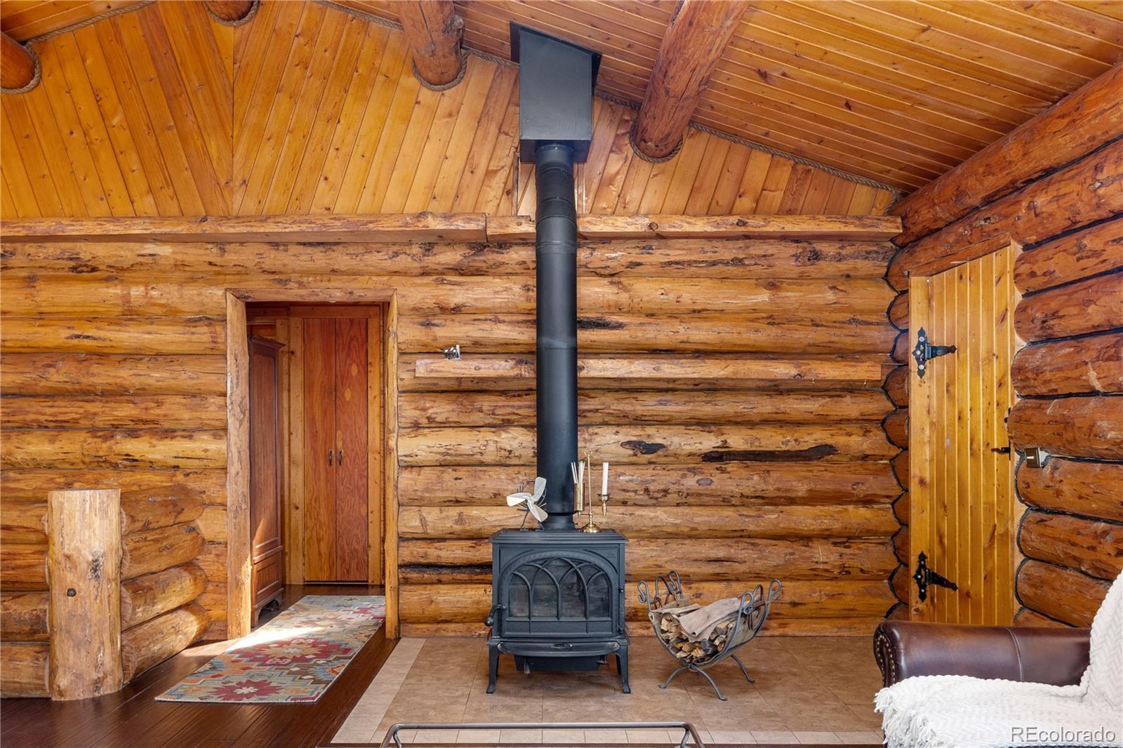 MLS Image #3 for 127  al gulch court,jefferson, Colorado