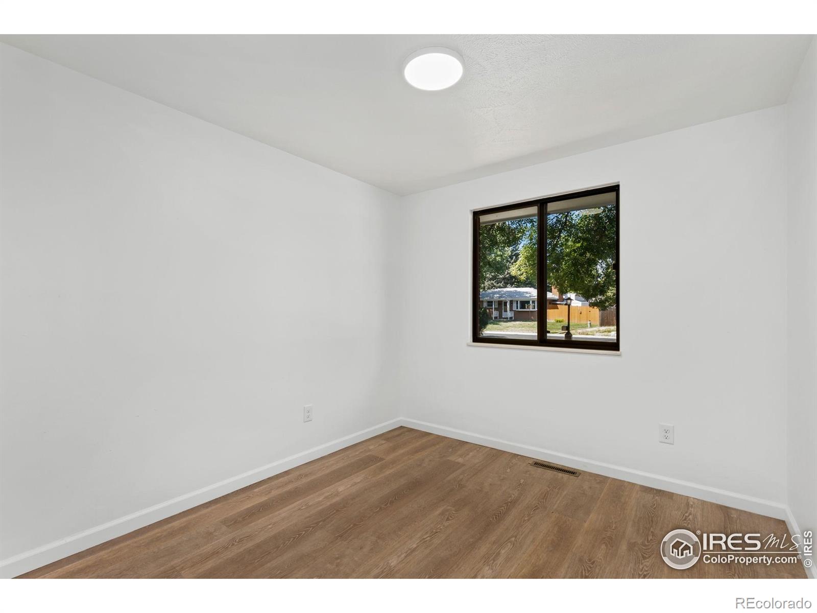 MLS Image #13 for 506  mount evans street,longmont, Colorado