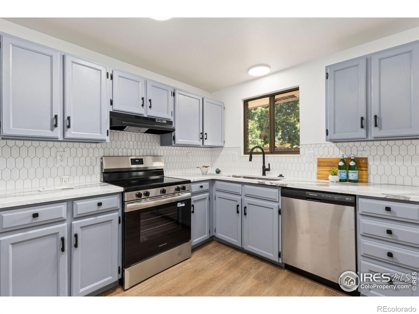 MLS Image #9 for 506  mount evans street,longmont, Colorado
