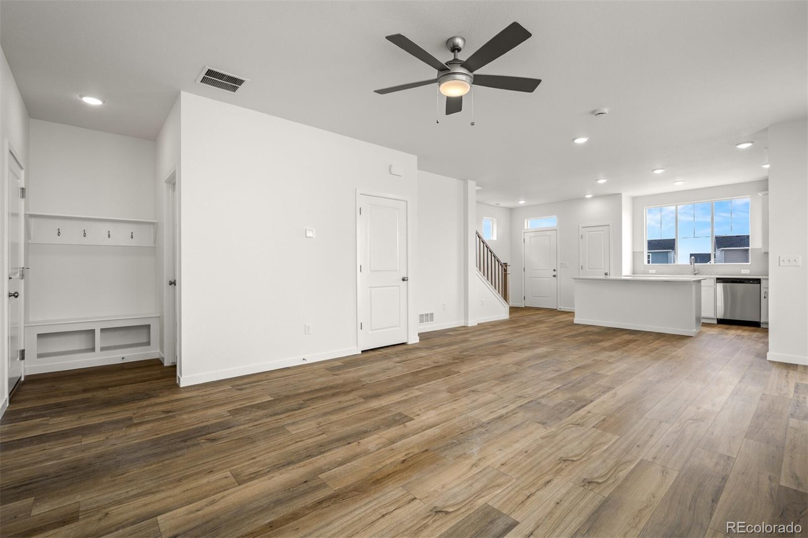 MLS Image #11 for 6333  scrabble view,colorado springs, Colorado