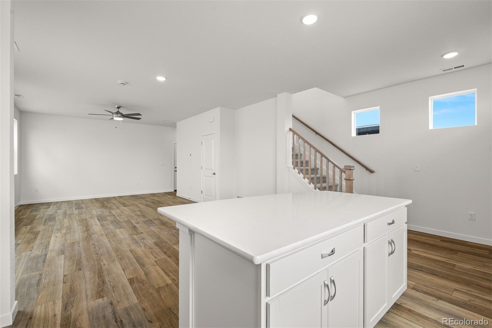MLS Image #6 for 6333  scrabble view,colorado springs, Colorado