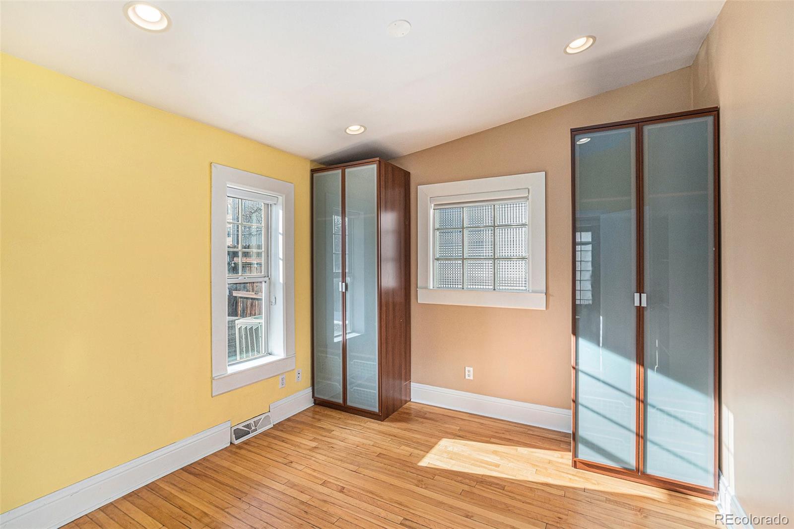 MLS Image #18 for 2633  bryant street,denver, Colorado