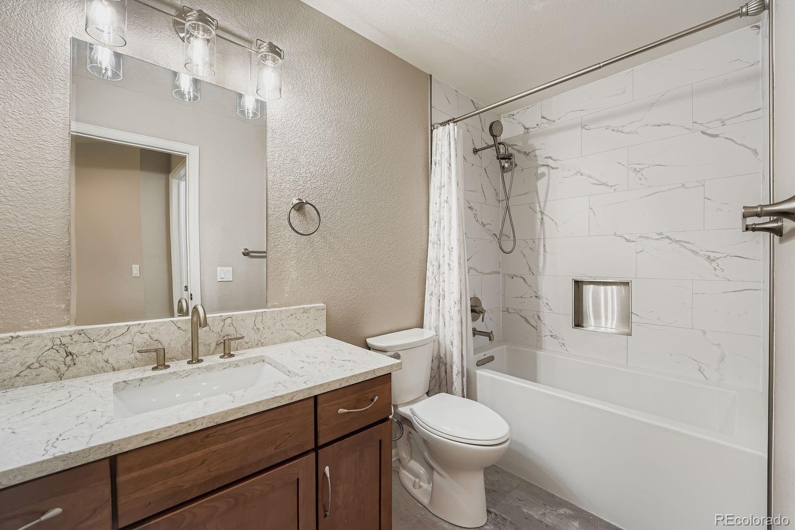 MLS Image #17 for 22122 e canyon place,aurora, Colorado