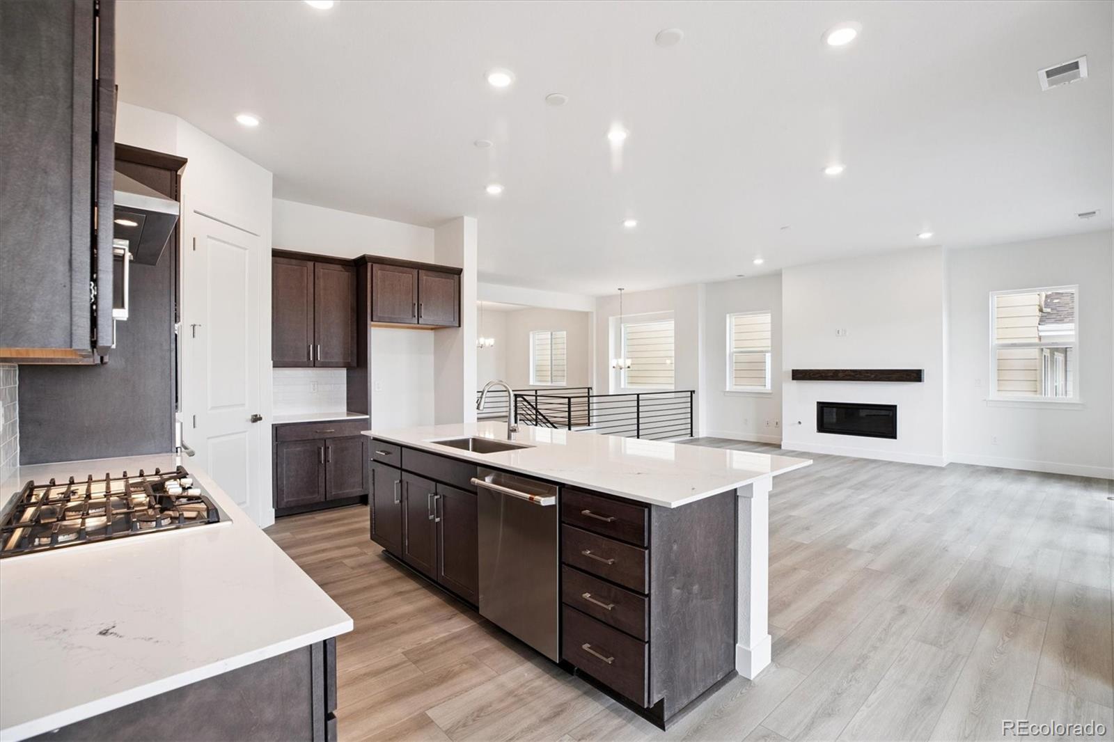 MLS Image #9 for 8613  yellowcress street,littleton, Colorado