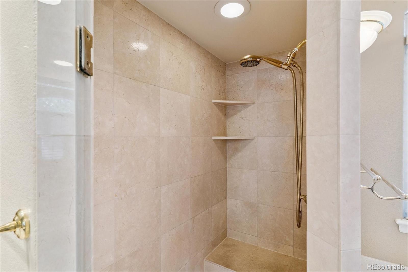 MLS Image #26 for 1021 s columbine street,denver, Colorado