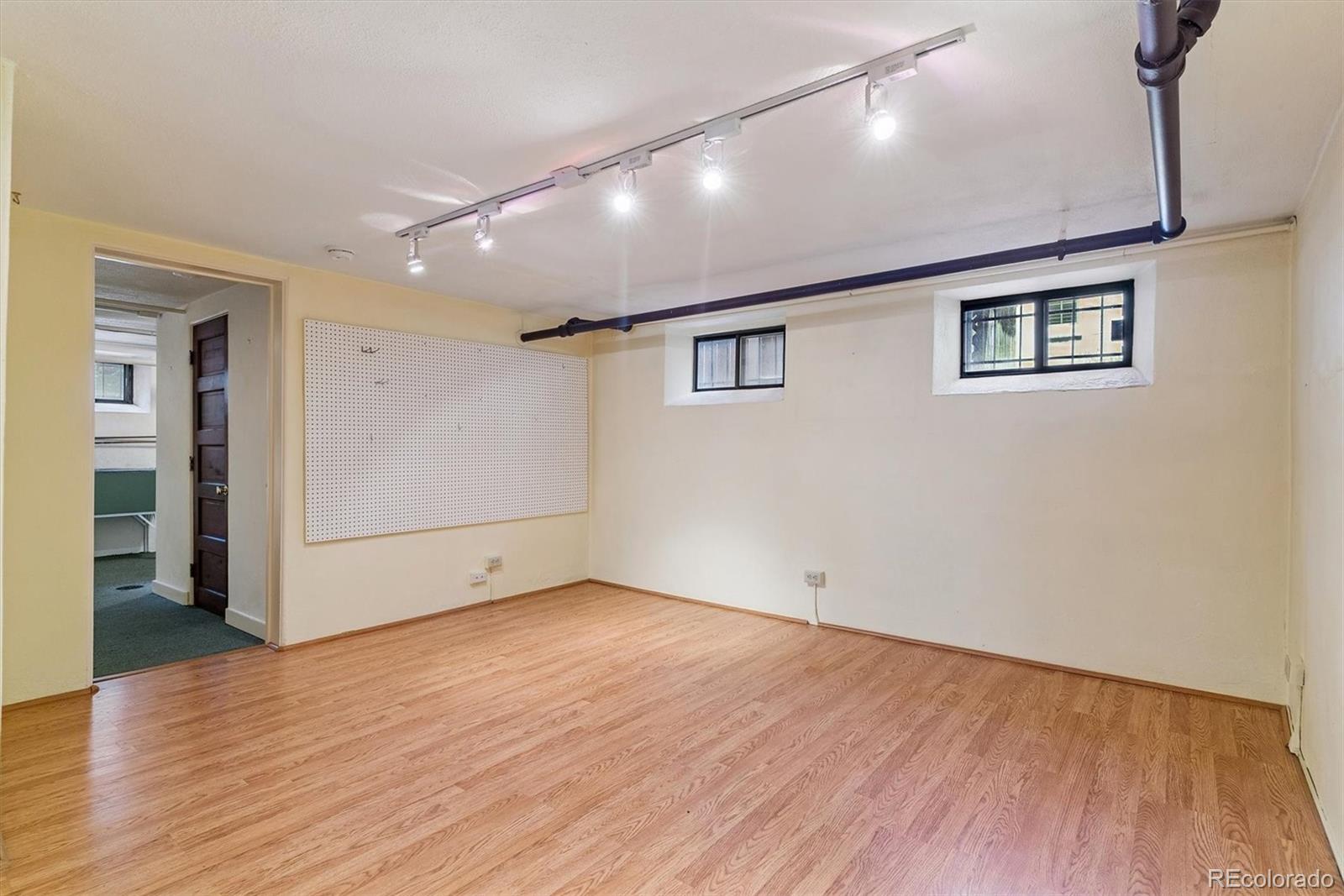 MLS Image #29 for 1021 s columbine street,denver, Colorado