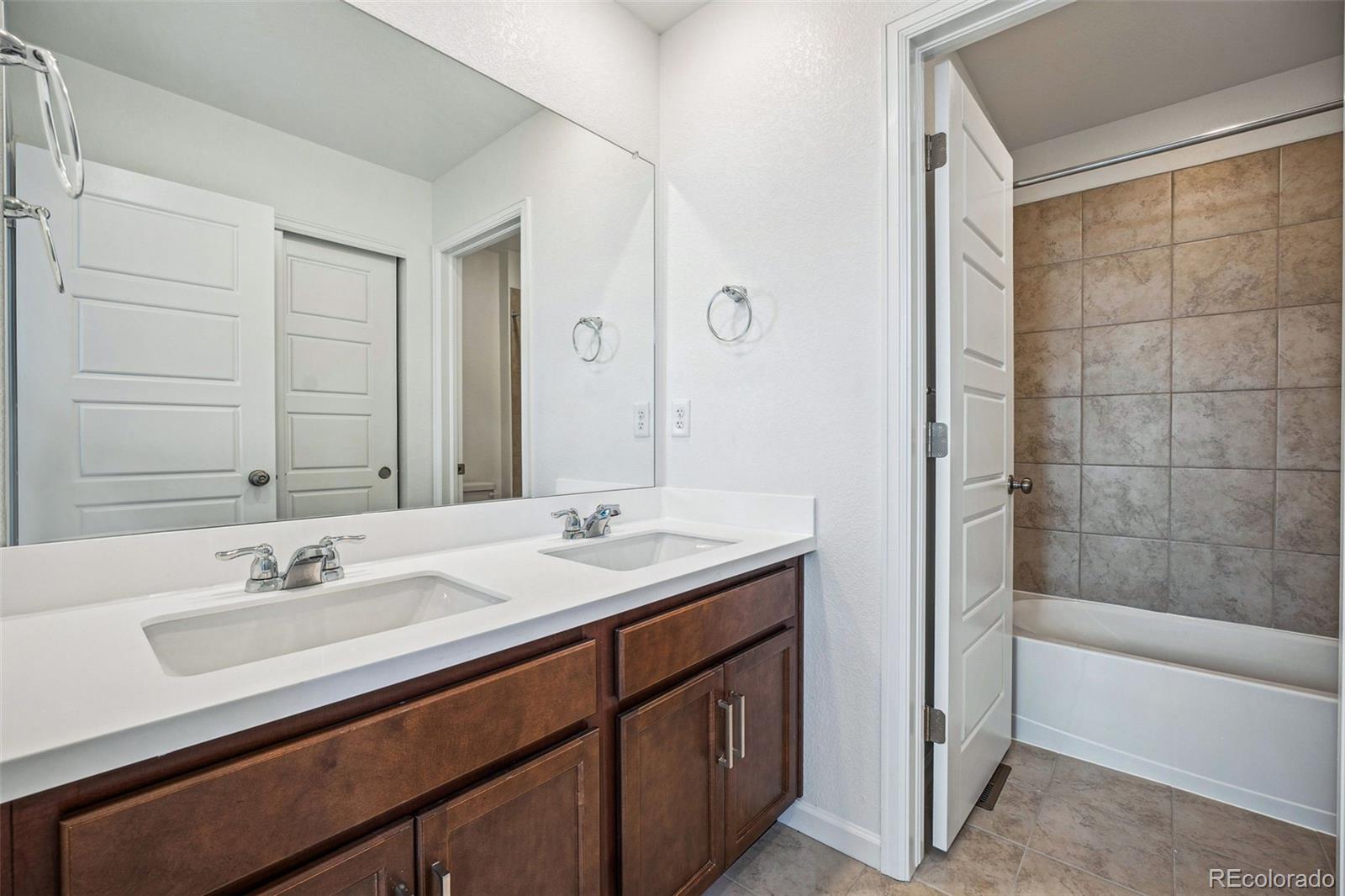 MLS Image #17 for 2068  chambers road,brighton, Colorado